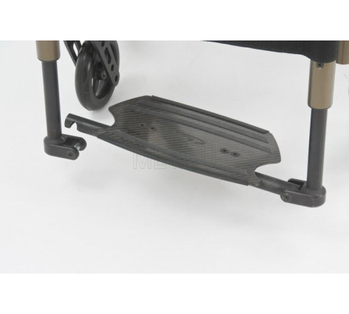 Кресло-коляска активного типа MET Kuschall Compact